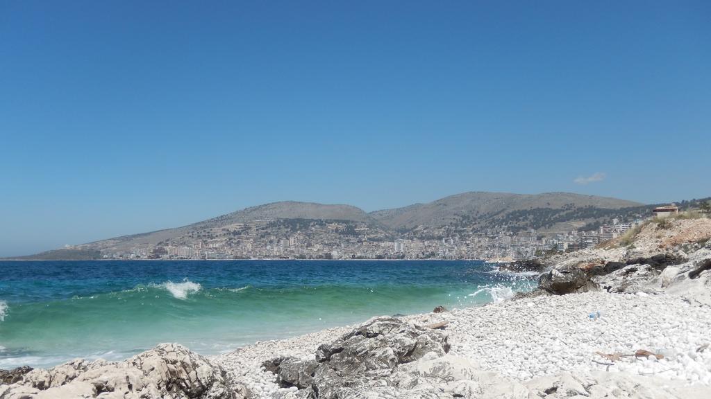 Jelena'S Luxury Apartments Sarandë Eksteriør bilde