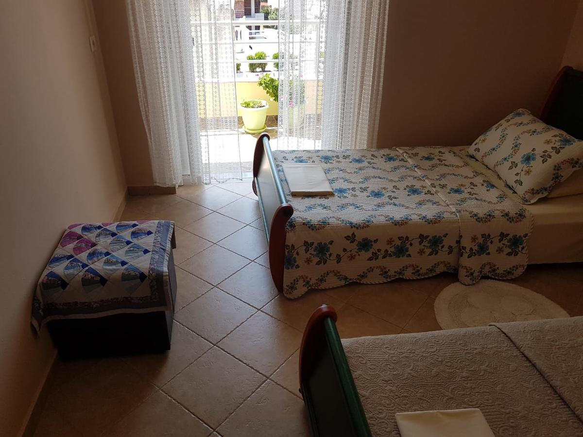 Jelena'S Luxury Apartments Sarandë Eksteriør bilde