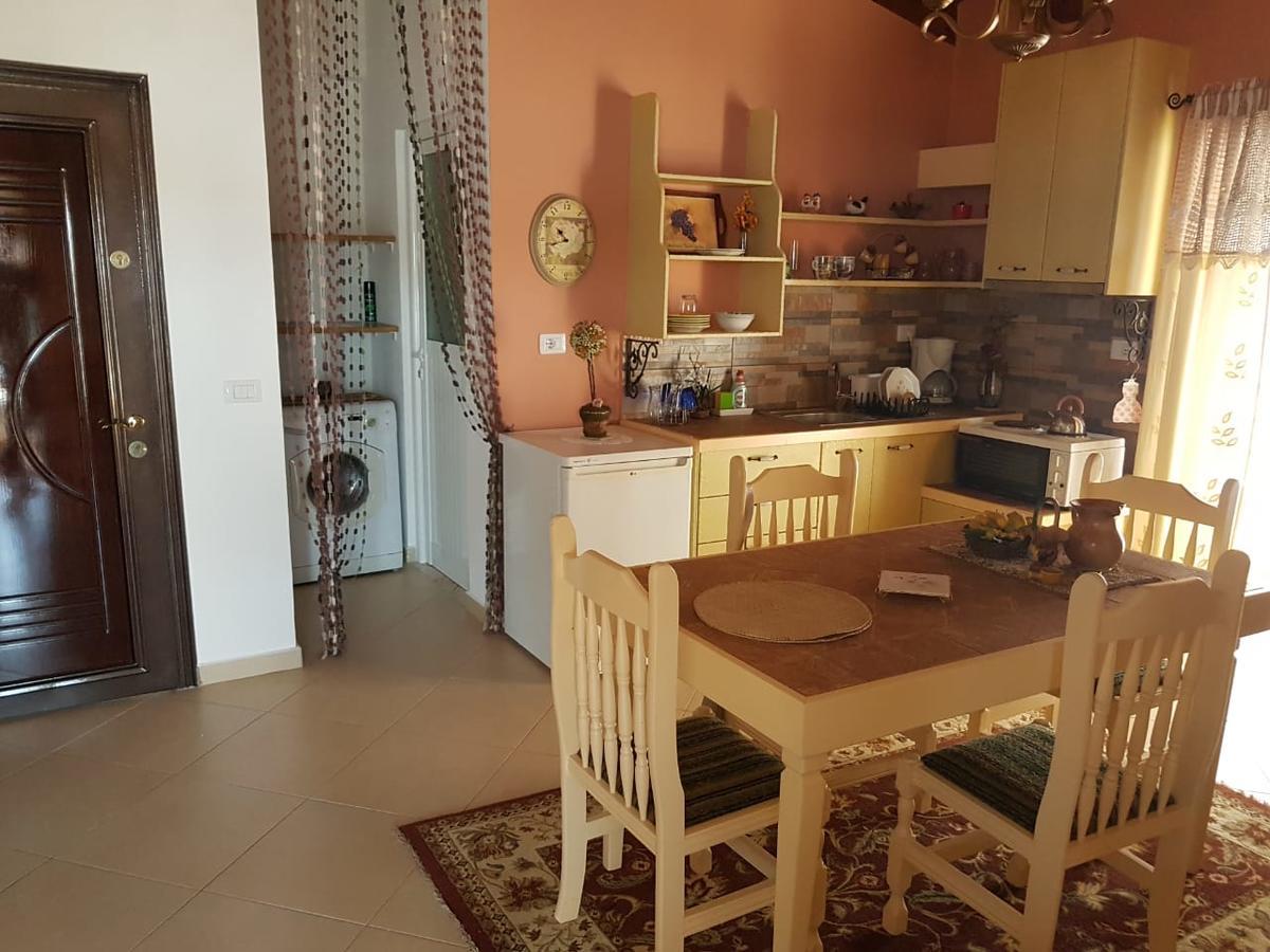 Jelena'S Luxury Apartments Sarandë Eksteriør bilde